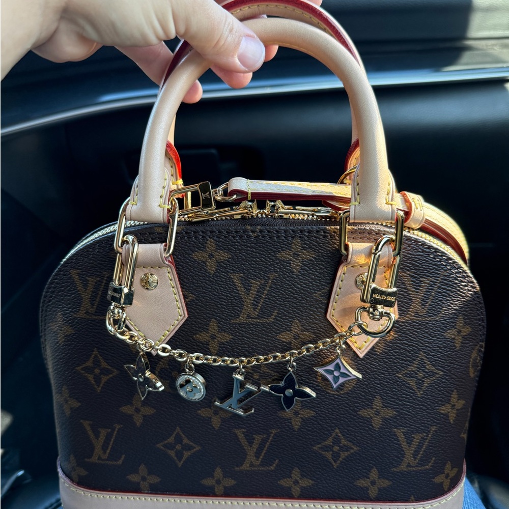 Louis Vuitton Alma BB